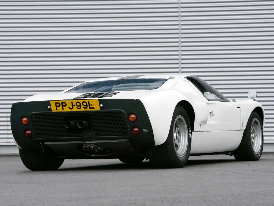  Ford GT40 (Mk I) 1966 года  (фото 13 из 37)